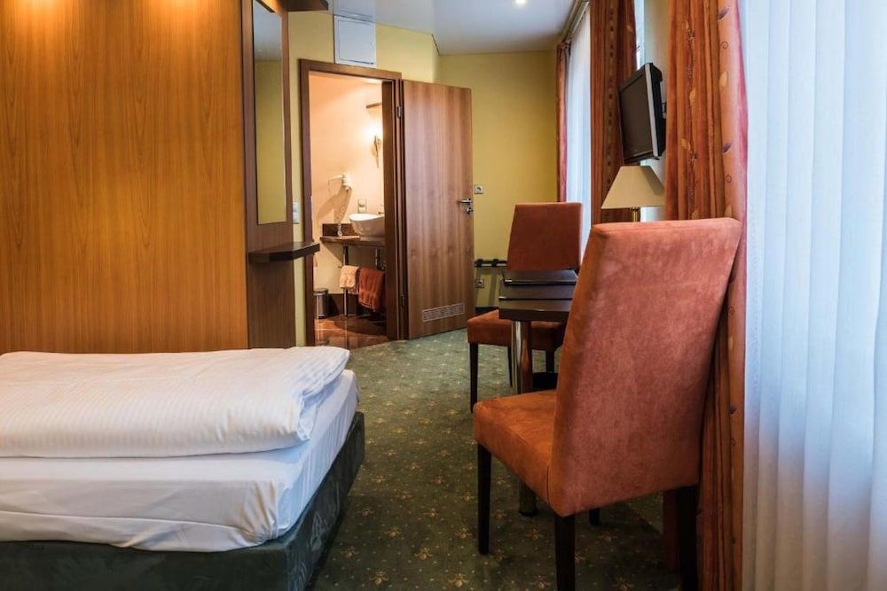 Hotel Sperling Single Room 7
