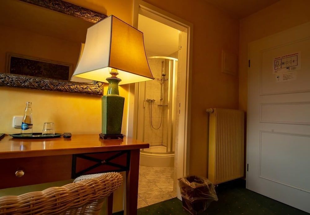 Basic Single Room
