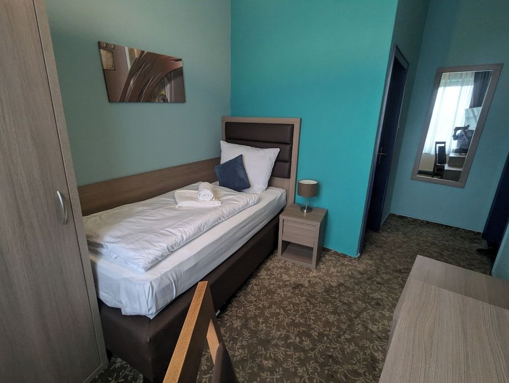 easy&cosy Hotel Moers