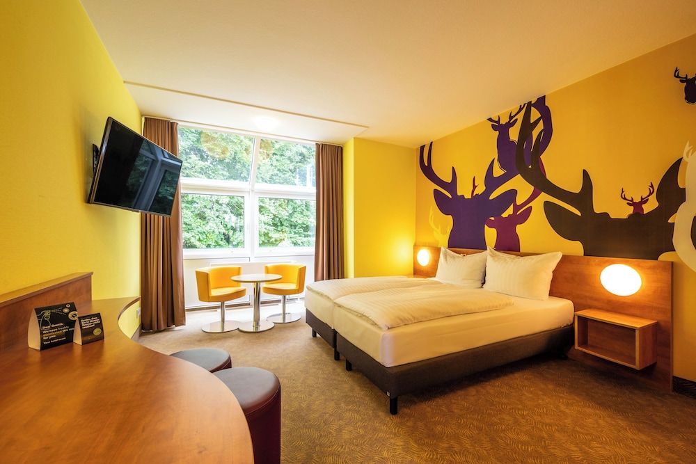 Hotel Göttingen-West Standard Quadruple Room 3