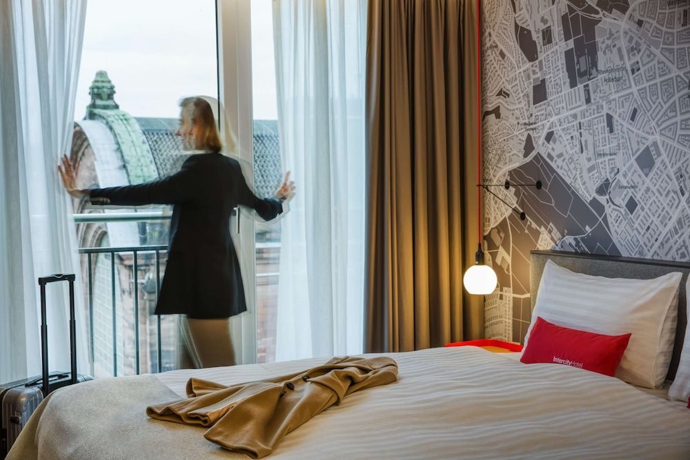 IntercityHotel Wiesbaden Superior Twin Room 5