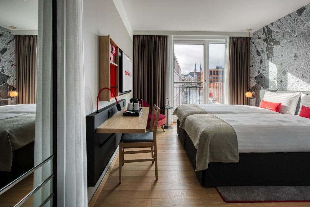 IntercityHotel Wiesbaden Superior Twin Room 12