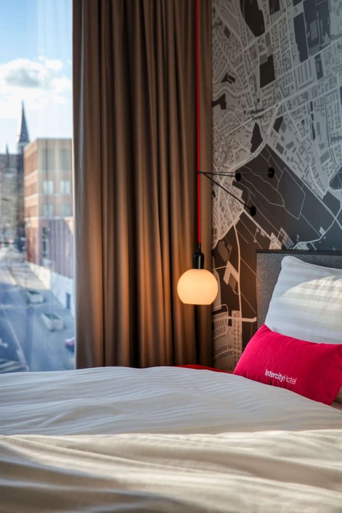 IntercityHotel Wiesbaden Superior Twin Room 2