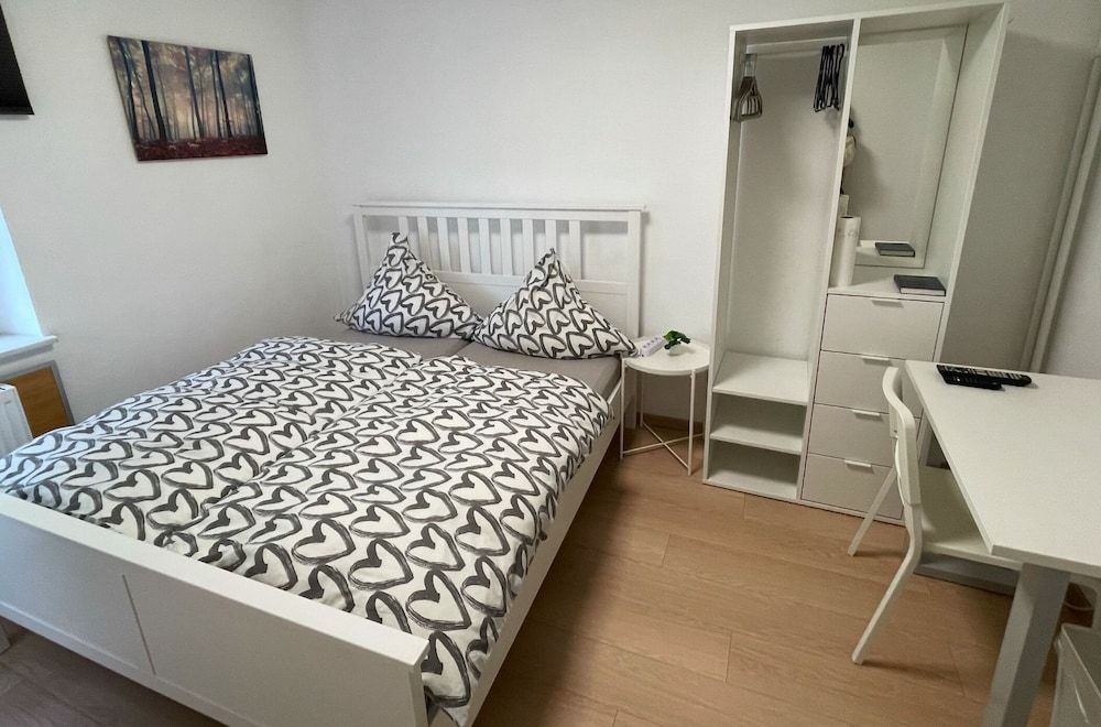 Haus Leipheim Standard Double Room, 1 Queen Bed