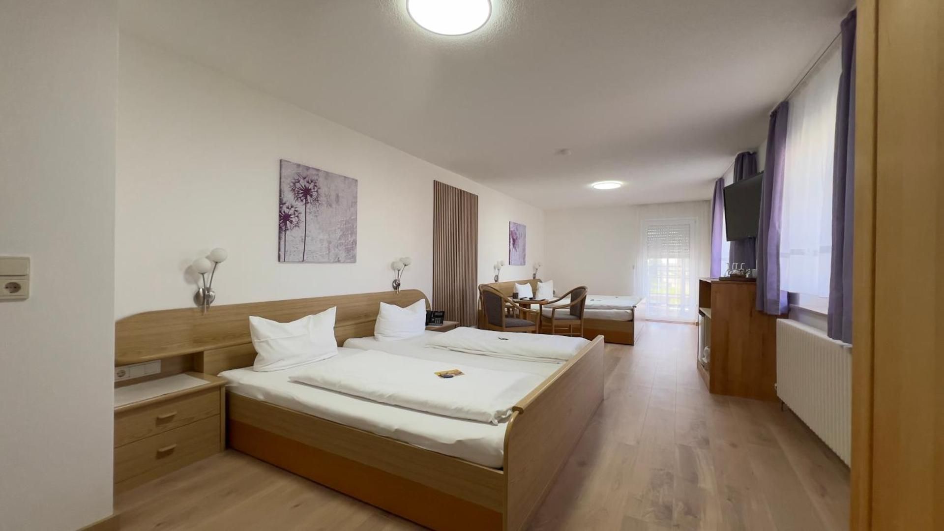 5-Bed Room