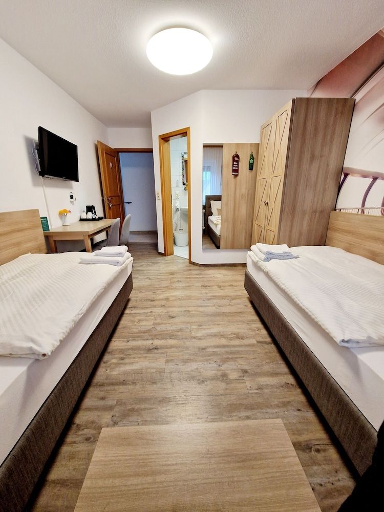 Twin Room, Private Bathroom