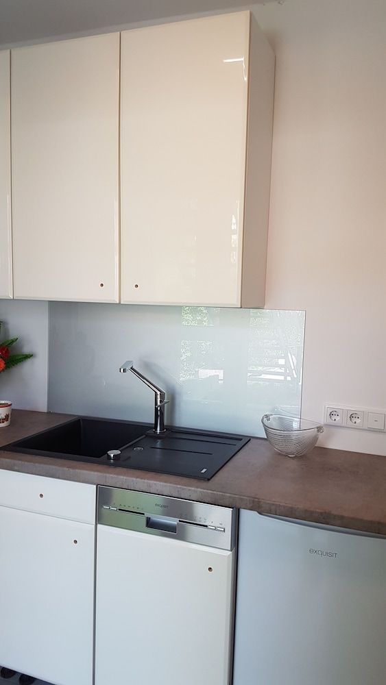 Deluxe Apartment, 1 Queen Bed with Sofa bed (incl. end cleaning fee €35)