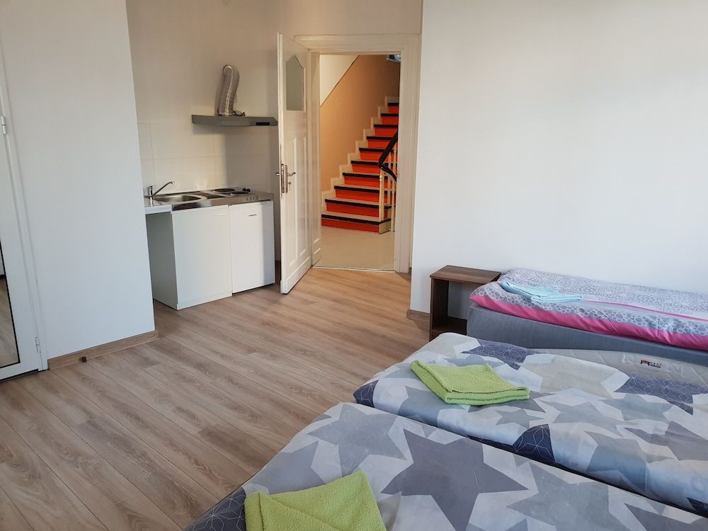 Basic Triple Room