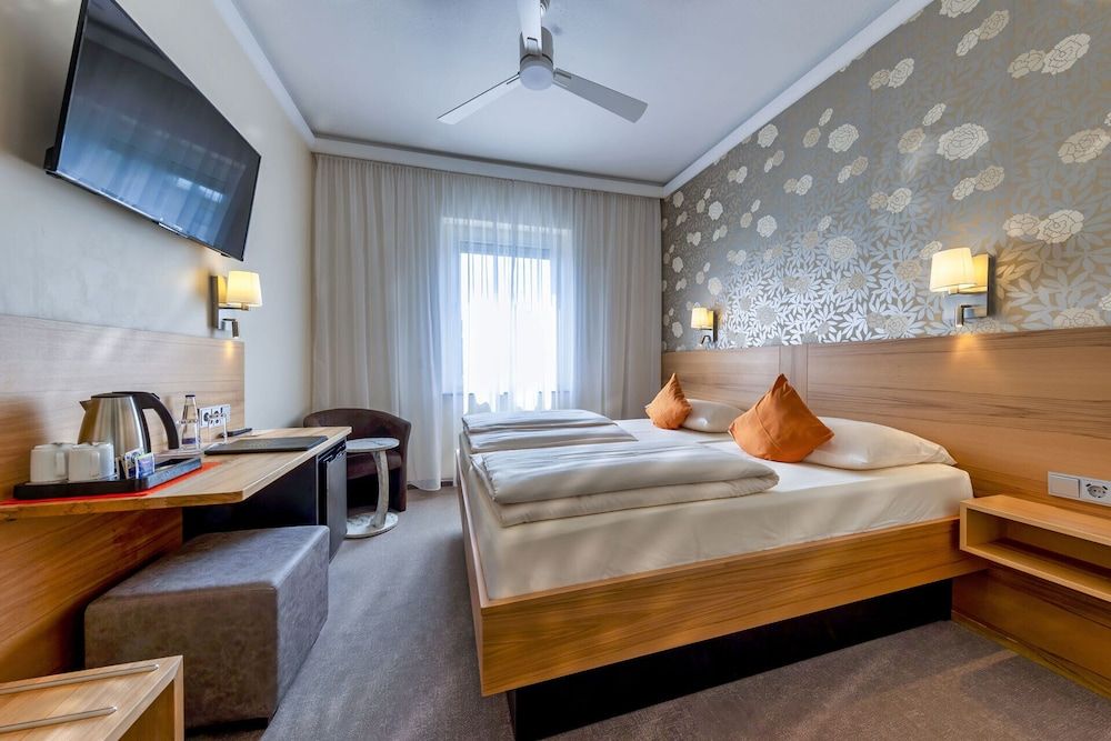 undefined Hotel Brack 4