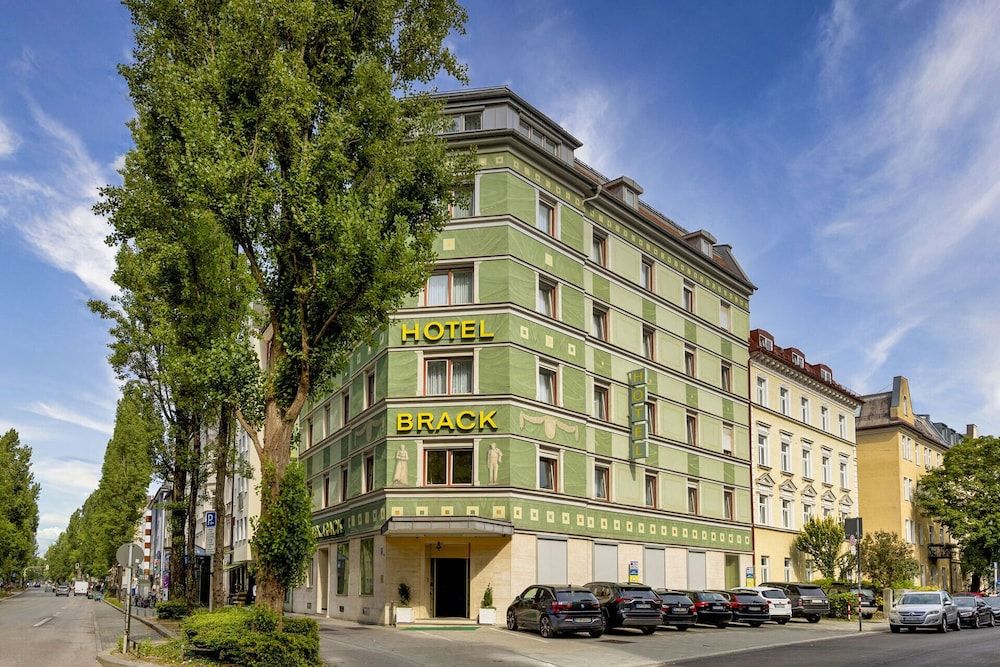 undefined Hotel Brack 6