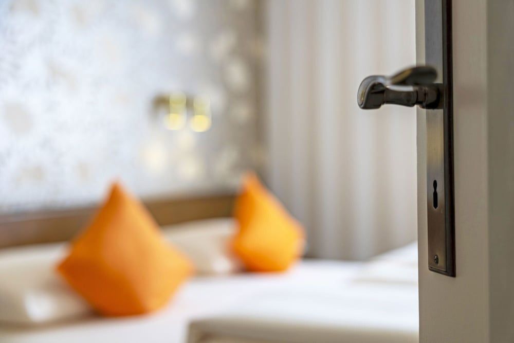 Hotel Brack Standard Double Room, Non Smoking, City View 7