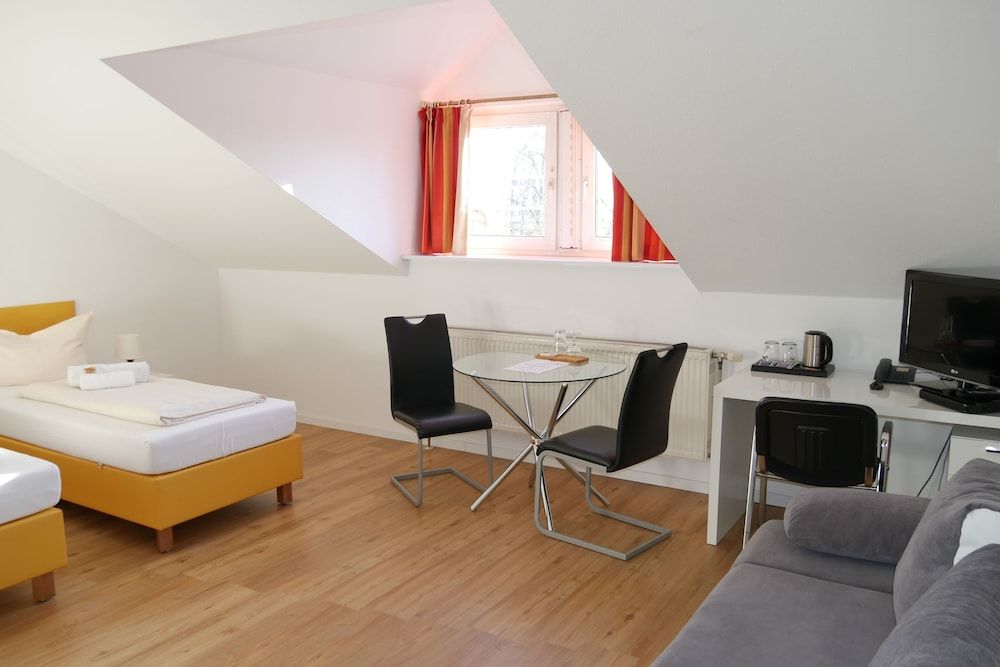 undefined Hotel Wasserburg 3