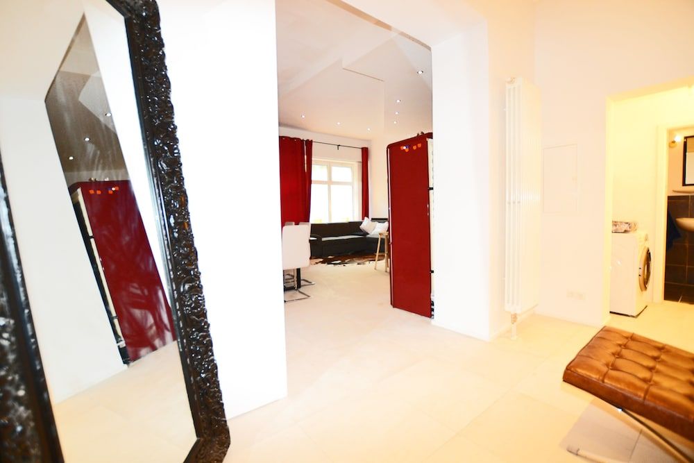 undefined Loft near Oktoberfest Location 10