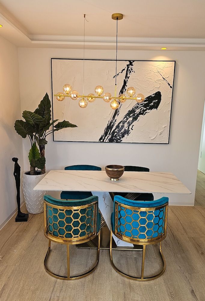 Luxus Neubau 65m2 City Wohnung- R Luxury Condo 14