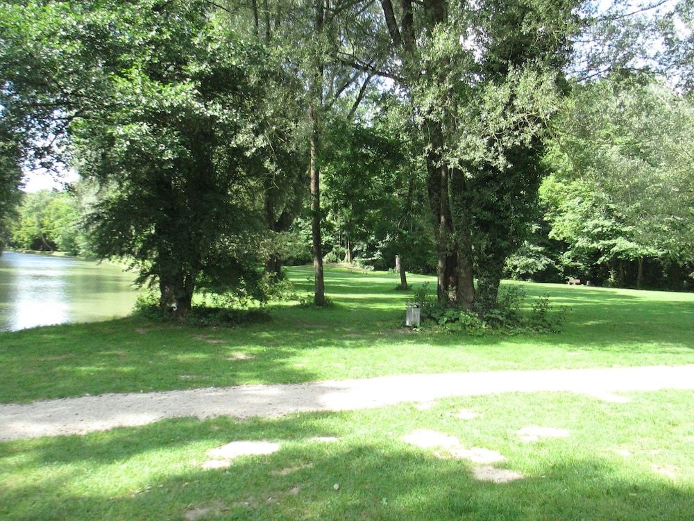 undefined Munich Camping Glamping and Dorms 3