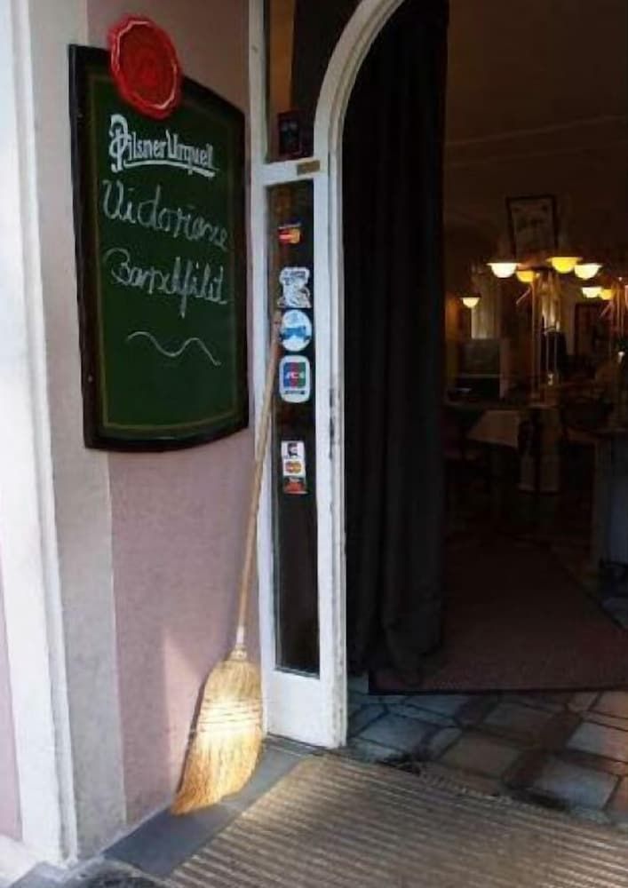 undefined Hotel Am Friedrichsbad 9