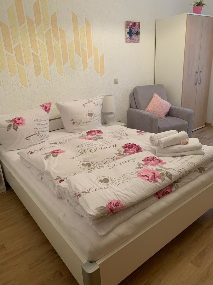 Double Room (1)