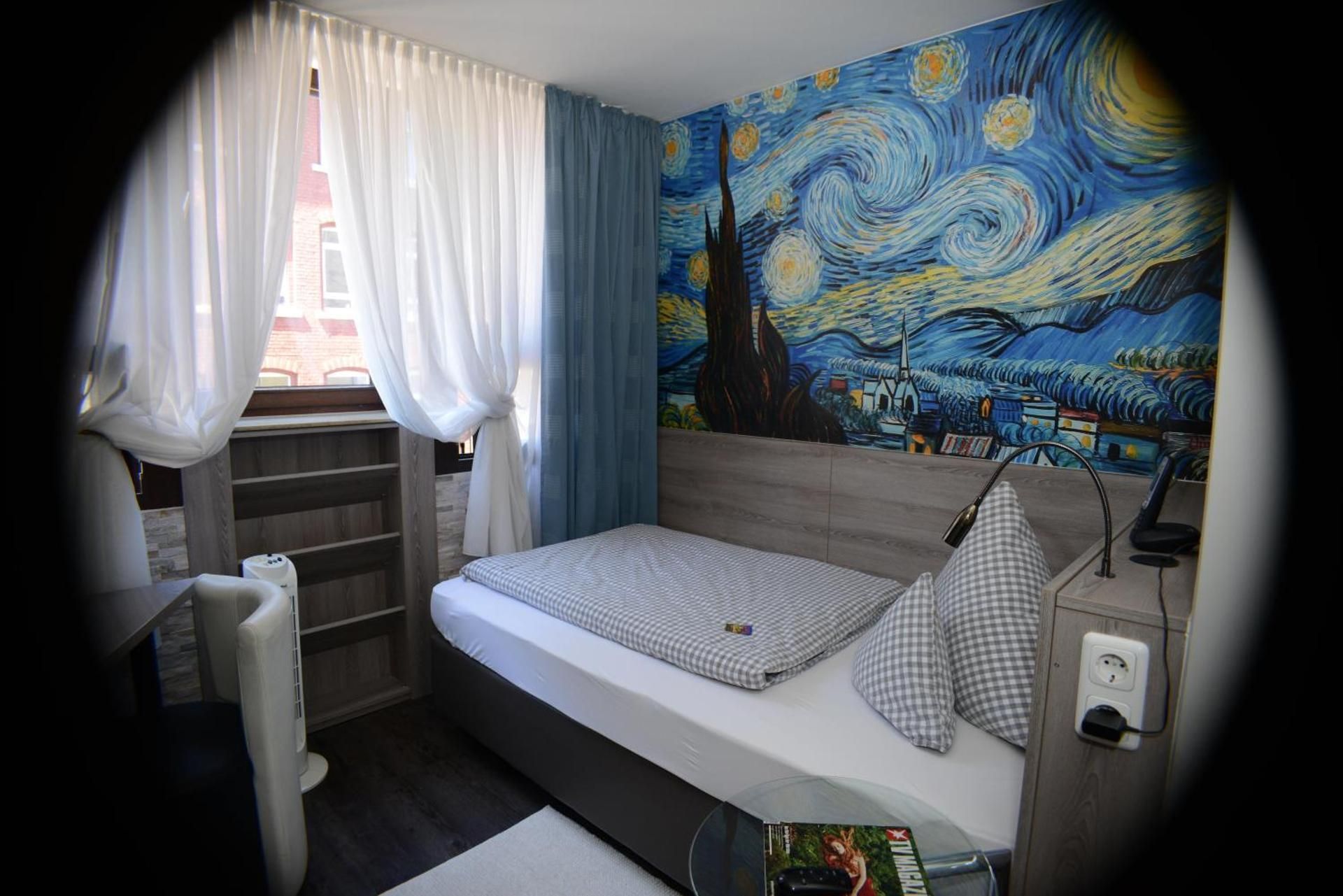 Hotel Granus Single Room 2