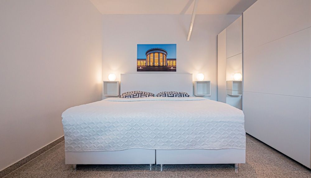 undefined Relax Aachener Boardinghouse Main Train Station 7