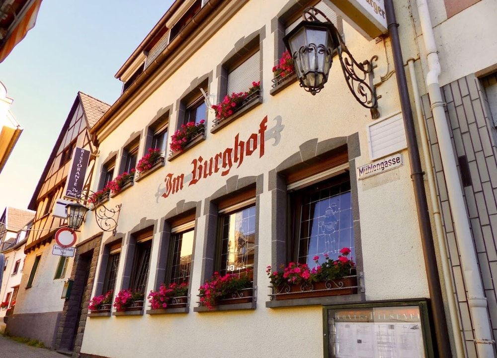 Im Burghof