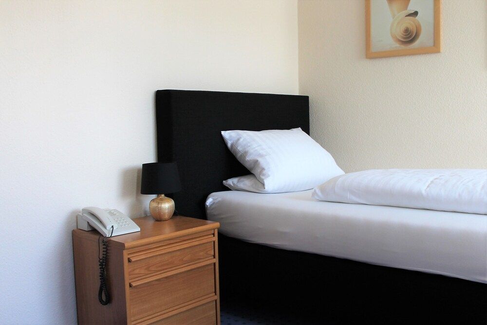 Alleehotel Eschen Single Room 2