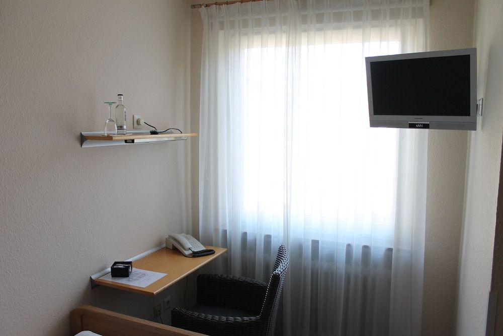 Alleehotel Eschen Single Room 7