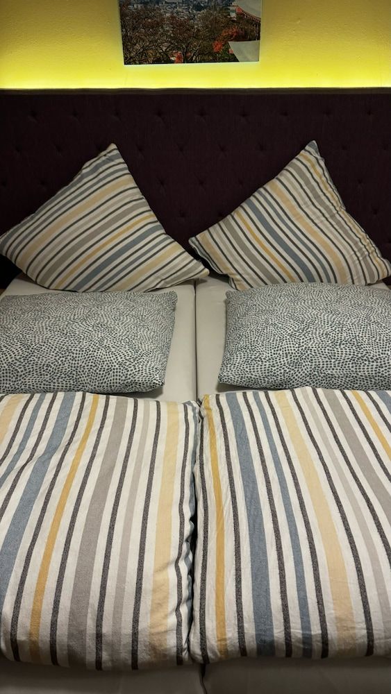 Hotel Gifhorn INN Basic Twin Room, 2 Twin Beds 9