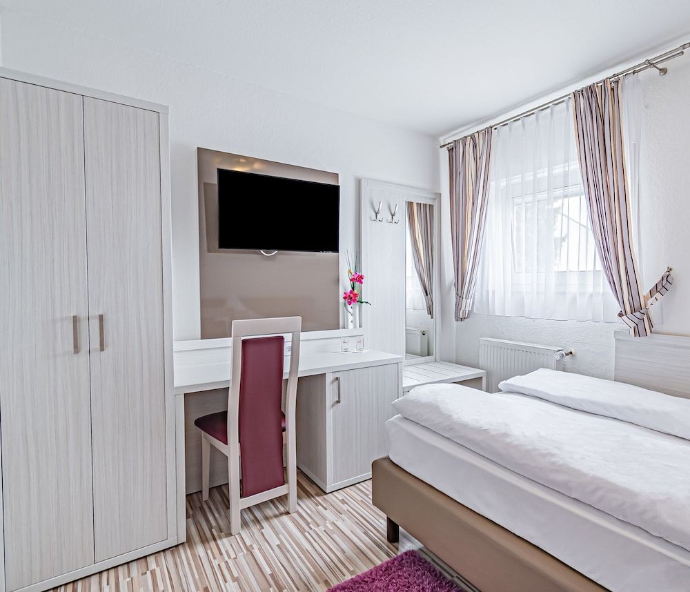 Hotel Tannenblick Single Room 4