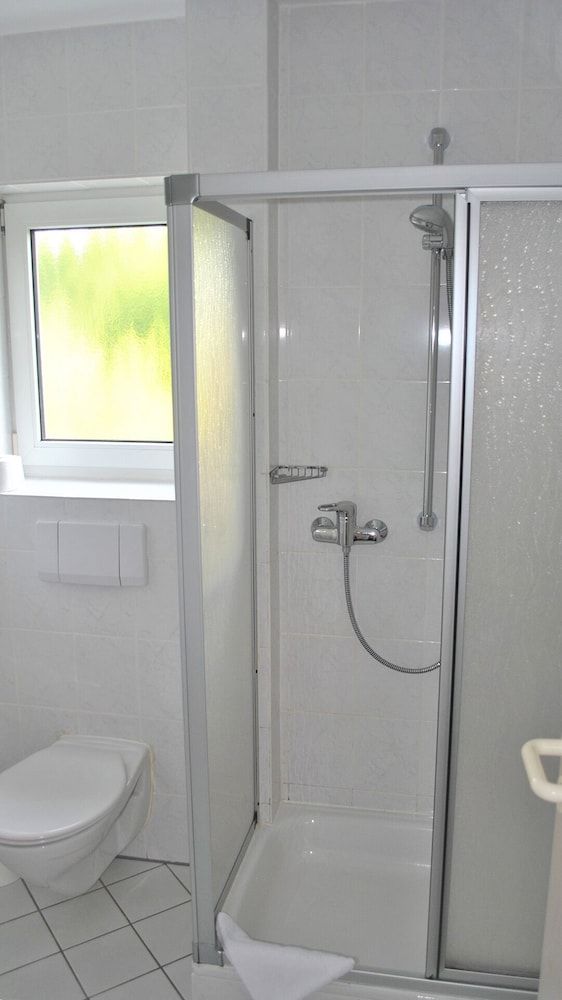 Hotel Garni Niedernhausen Double Room 2