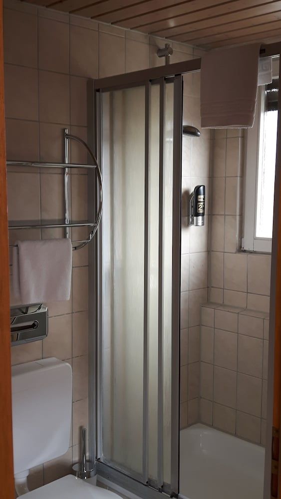 Hotel Gasthof Roessle Economy Single Room 2