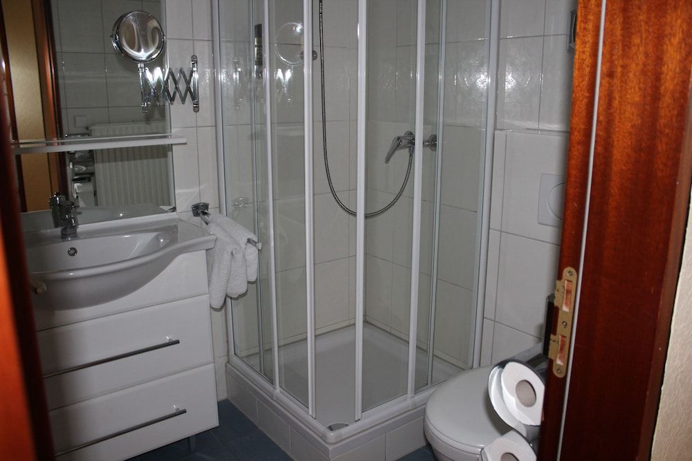 Hotel Gasthof Roessle Double or Twin Room 3