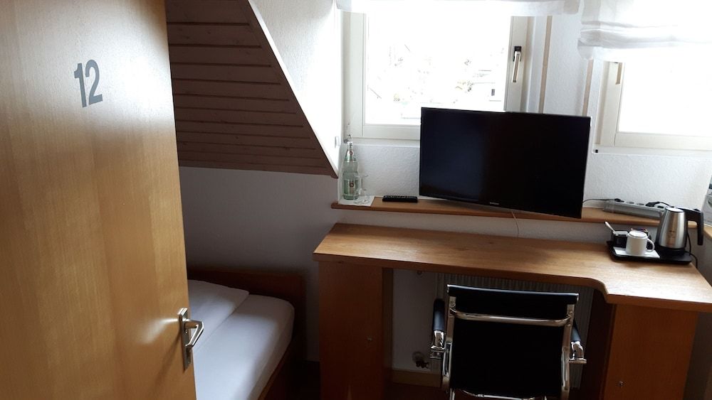 Hotel Gasthof Roessle Economy Single Room 4