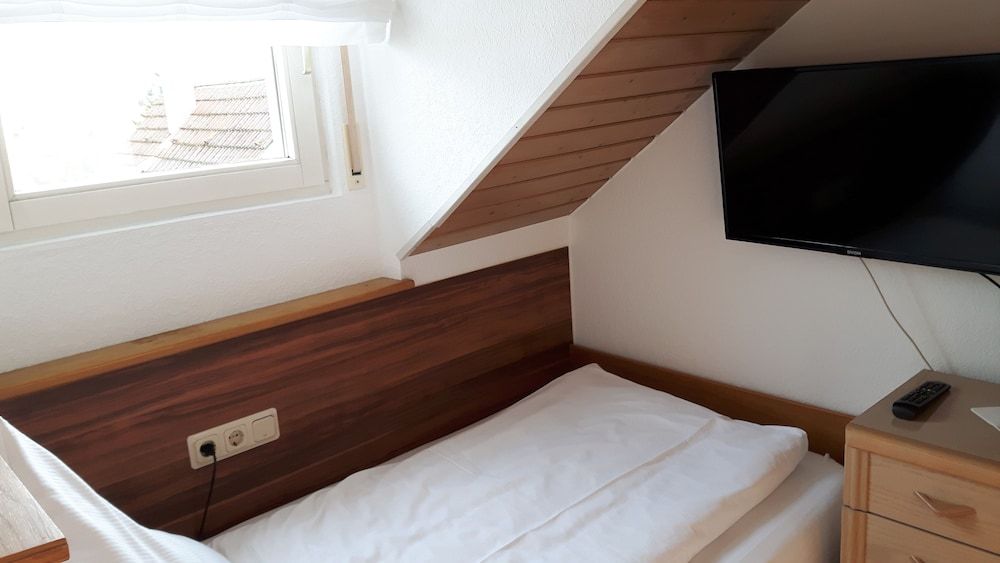 Hotel Gasthof Roessle Economy Single Room 3