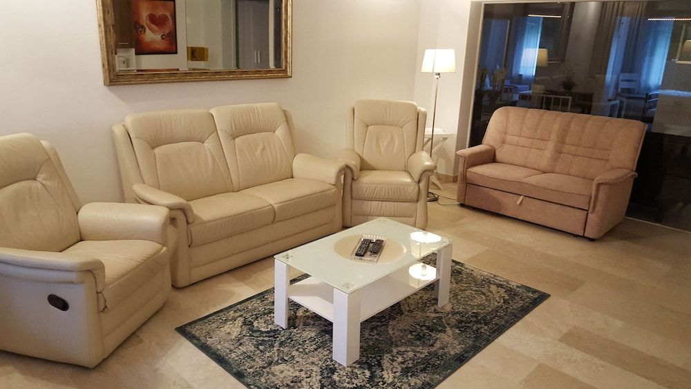 Comfort Apartment, Kitchen, Garden View