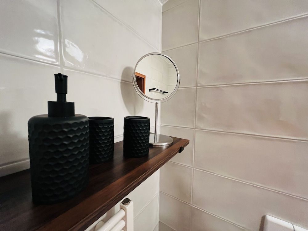 Hotel Balticpetite Classic Double Room, Ensuite (Zimmer Remise) 3