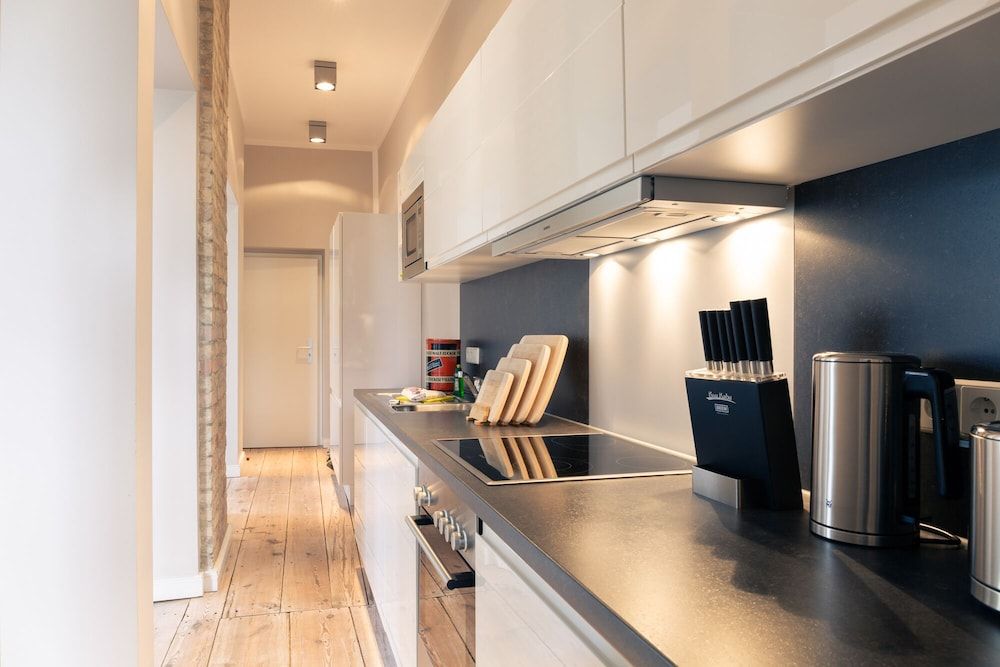 OSTKÜSTE - Villa Albatros Design Apartments Deluxe Studio, 1 Queen Bed with Sofa bed, Park View (6 OG) 4