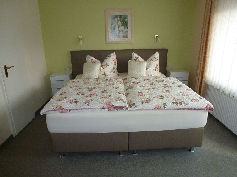 Double Room, Mountain View