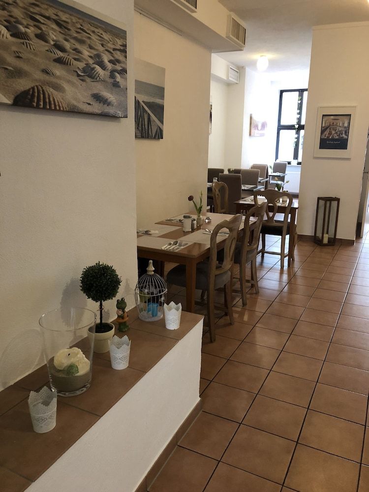 undefined Hotel Sandstern 10