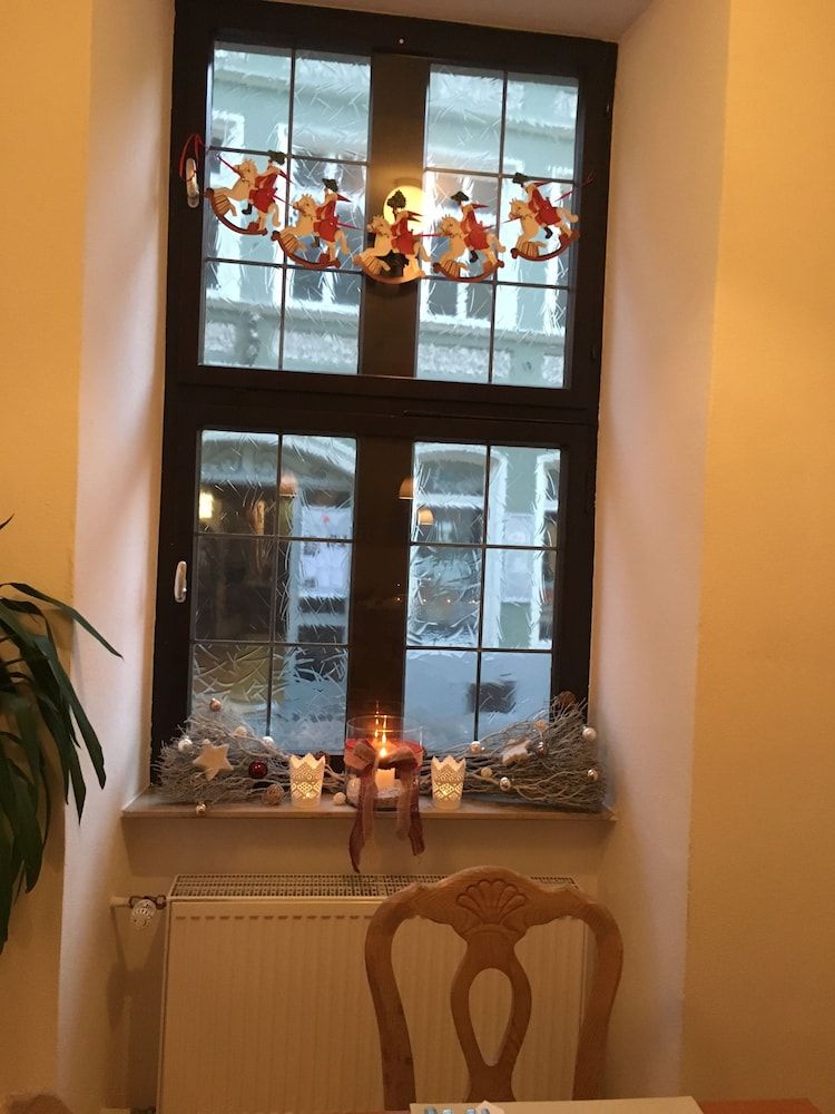 undefined Hotel Sandstern 5