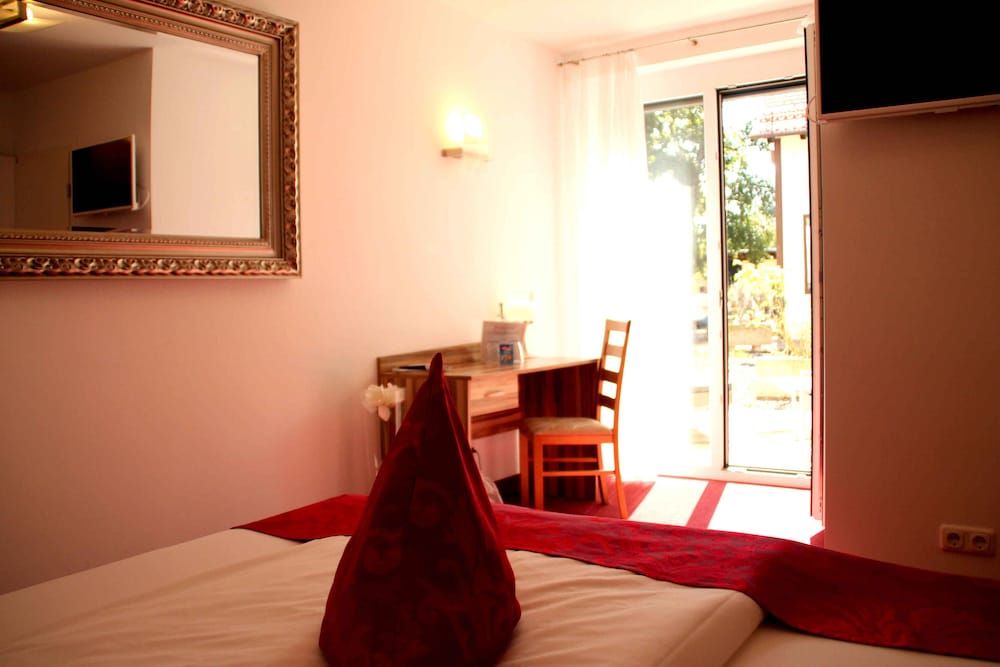 Bruckertshof Hotel Classic Double Room, Balcony 5