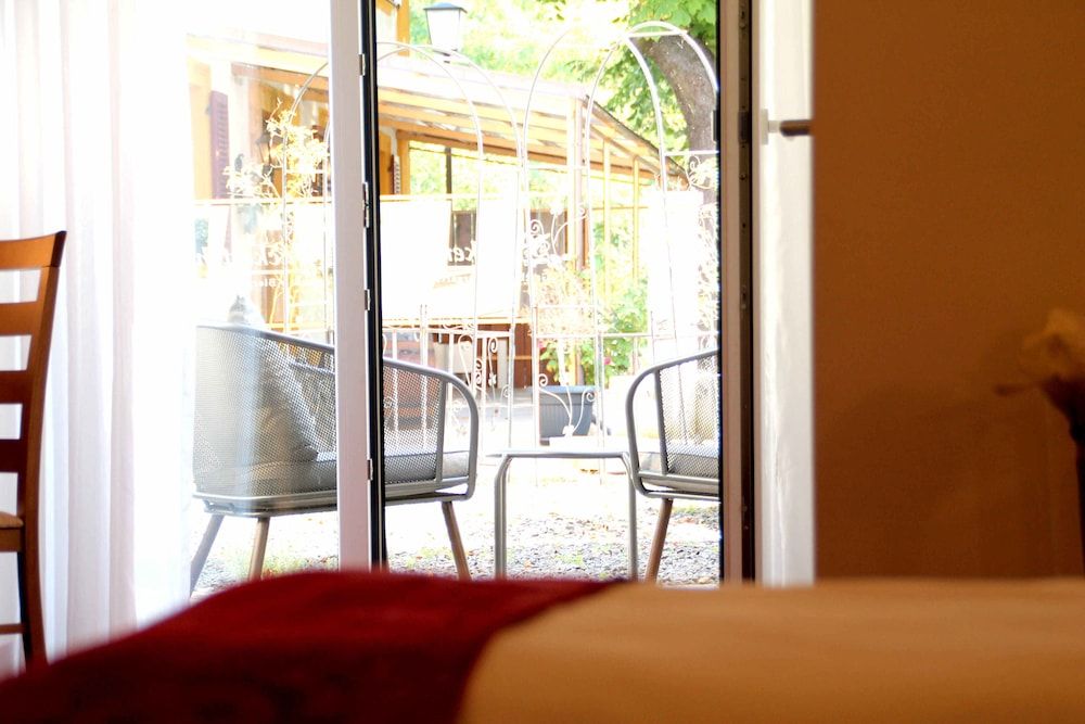 Bruckertshof Hotel Deluxe Double Room, Balcony 3