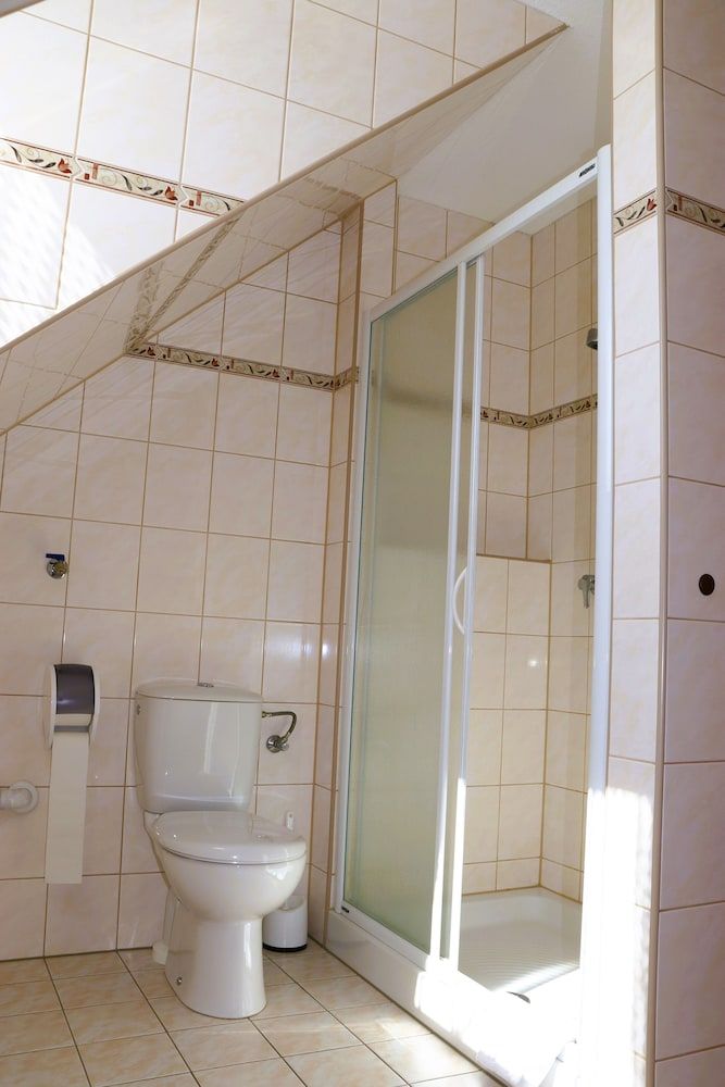 Hotel Restaurant Schwarzes Ross Triple Room 4