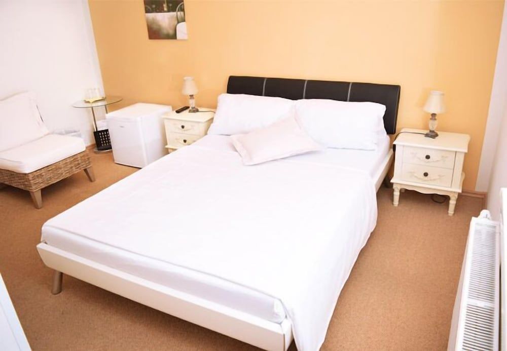 Basic Single Room