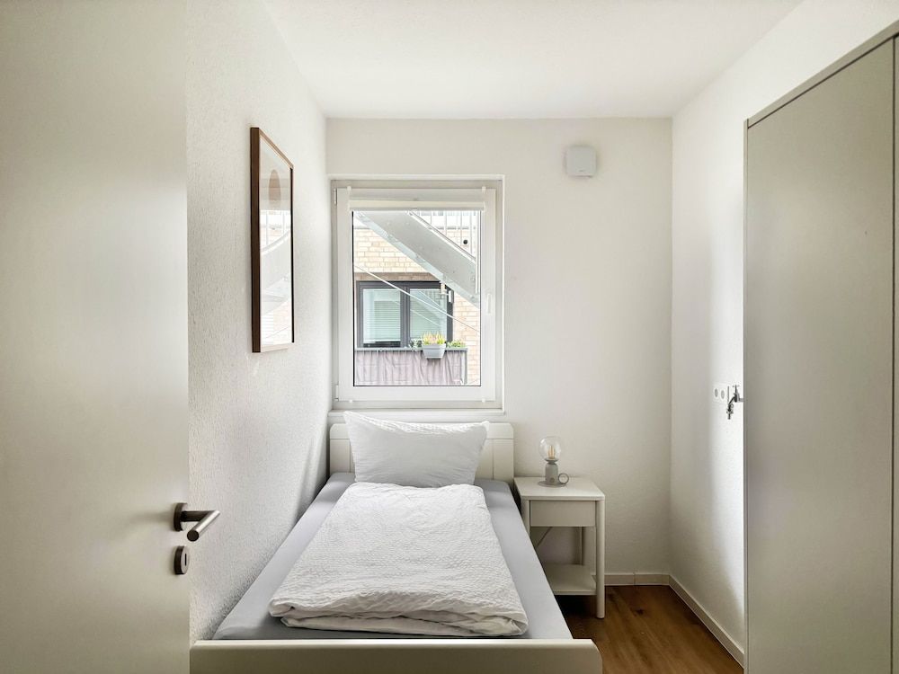 Deluxe apartment in the centre of OS Deluxe Apartment, Multiple Beds 2