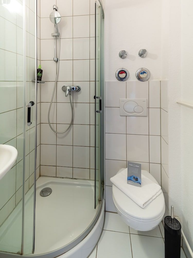 Limehome Kassel Suite 7