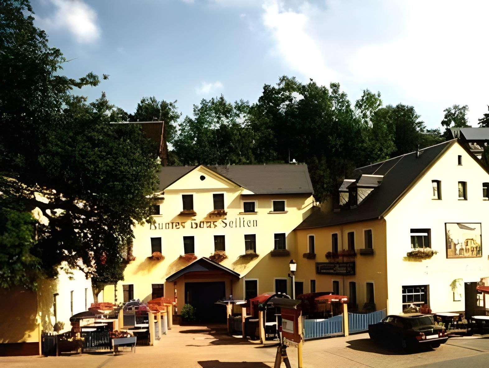 Hotel Erbgericht Buntes Haus