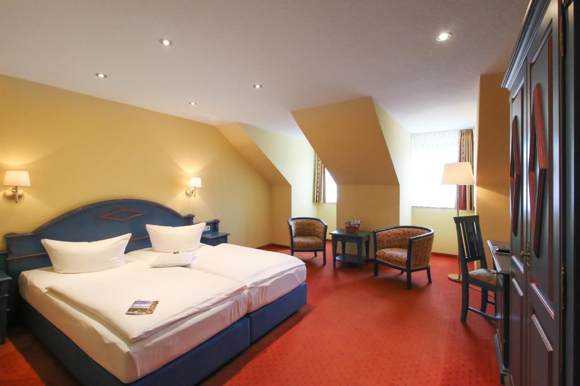 Hotel Erbgericht Buntes Haus Family Room