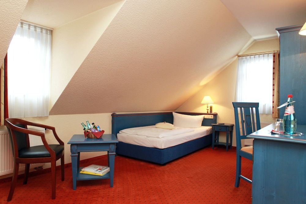Buntes Haus Seiffen - Hotel Erbgericht Single Room, Non Smoking (Blumenmaedchen)