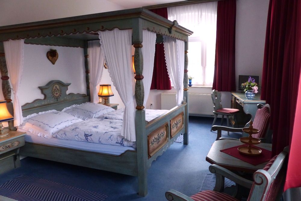 Hotel Seiffener Hof Luxury Studio Suite 3