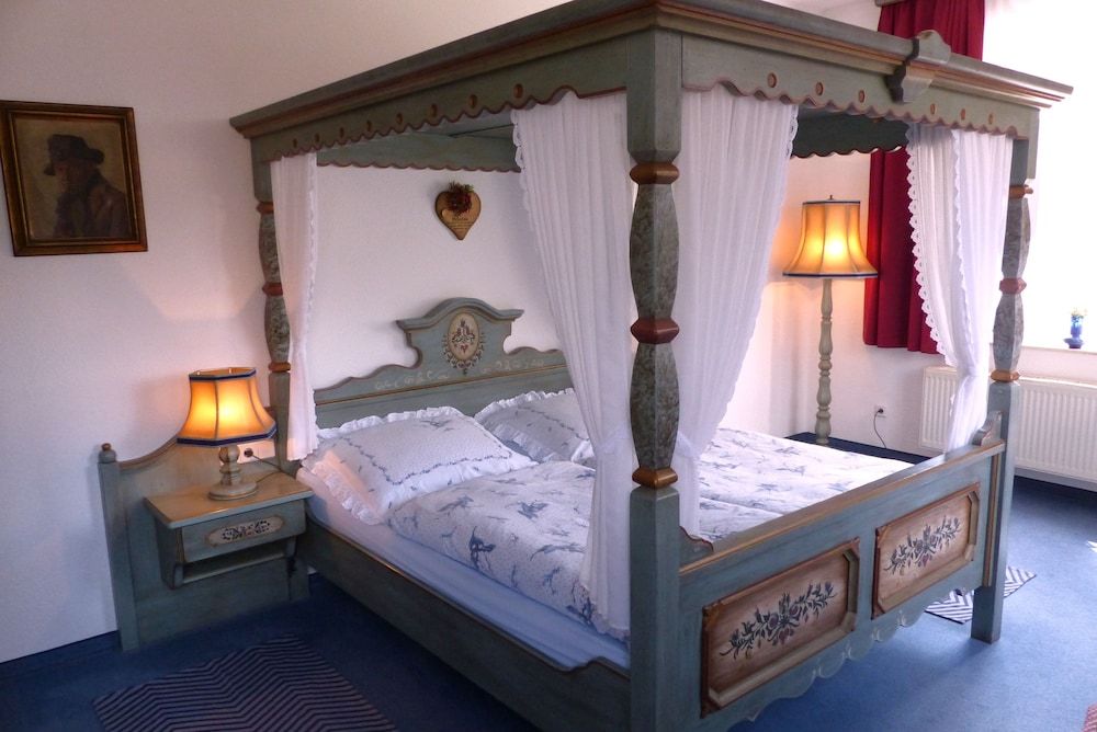 Hotel Seiffener Hof Luxury Studio Suite 2